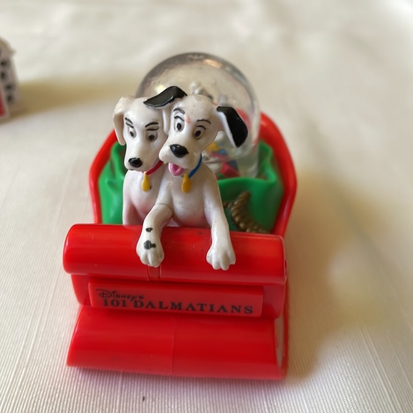Lot of 5 Disney 101 Dalmatian small Toys McDonald’s collectibles - Picture 7 of 10
